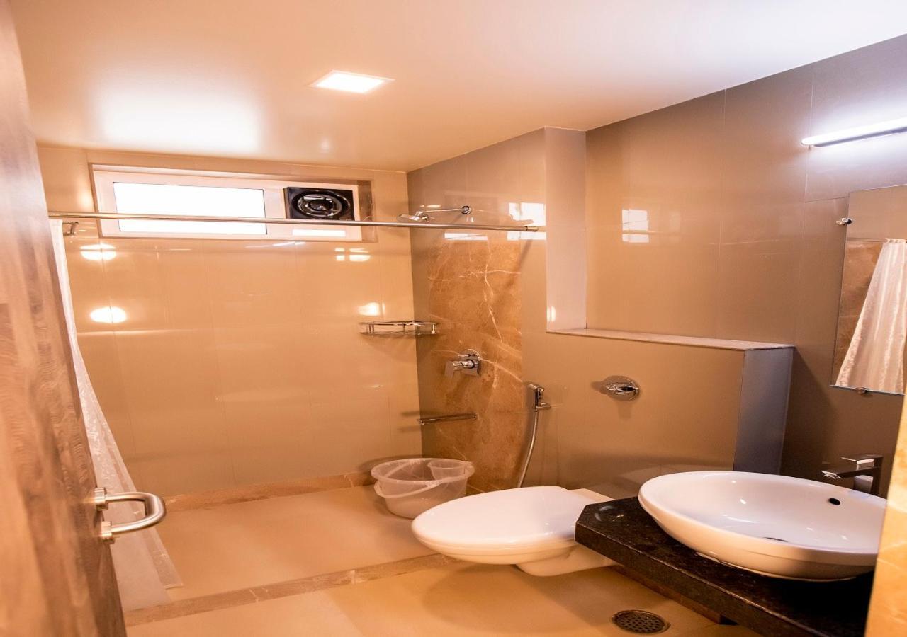 Hotel Prabha Palace Ahmednagar Εξωτερικό φωτογραφία
