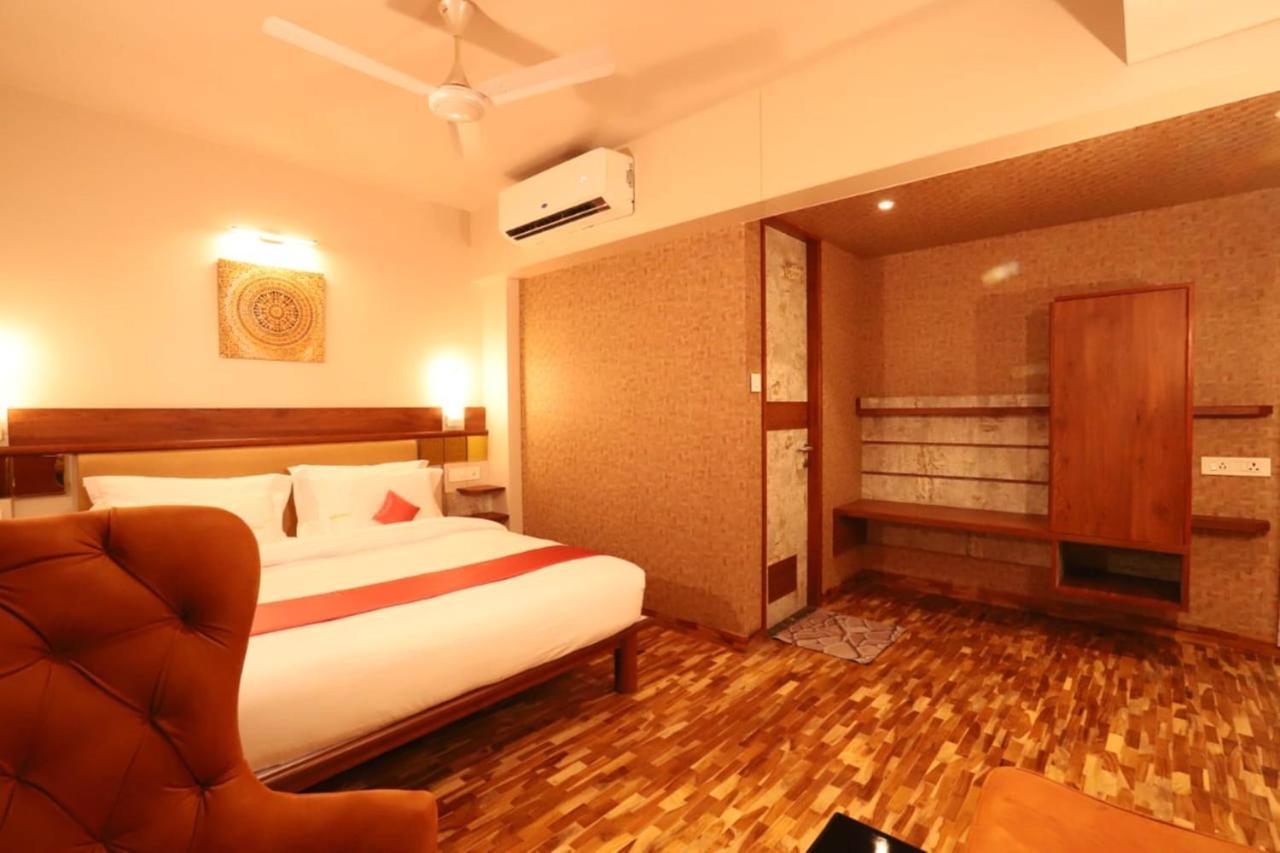 Hotel Prabha Palace Ahmednagar Εξωτερικό φωτογραφία