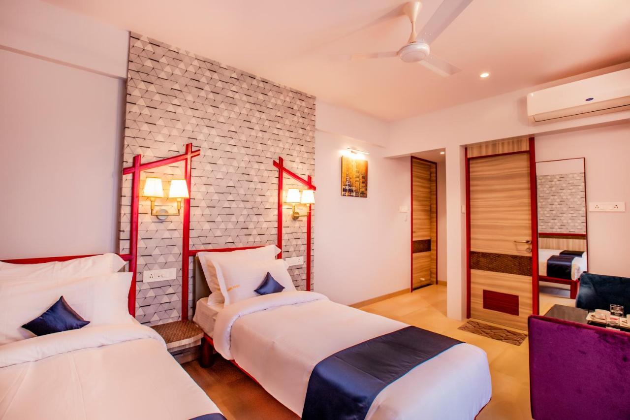 Hotel Prabha Palace Ahmednagar Εξωτερικό φωτογραφία