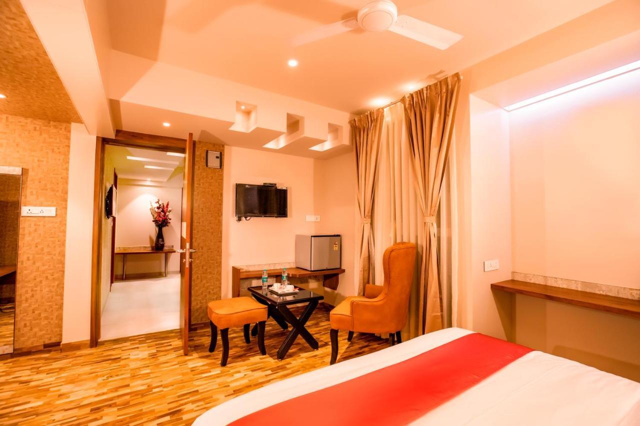 Hotel Prabha Palace Ahmednagar Εξωτερικό φωτογραφία